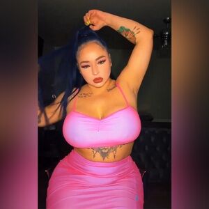 Hot pink 2 tone mermaid skirt set in size large.